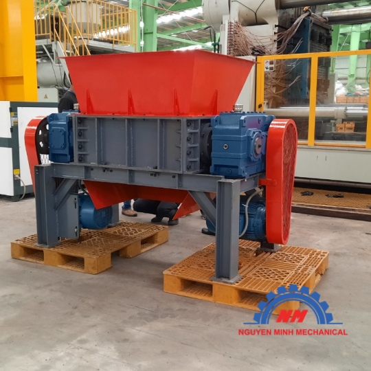 MÁY NGHIỀN PVC 