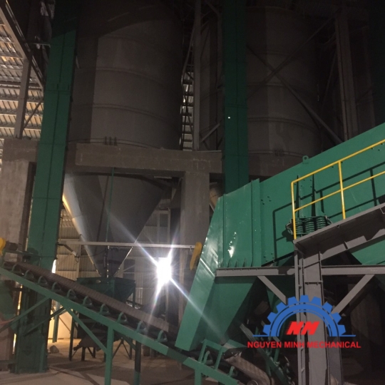 DÂY CHUYỀN SẢN XUẤT VỮA KHÔ LÀ GÌ ?