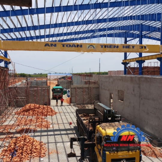 CẦU TRỤC - CỔNG TRỤC 